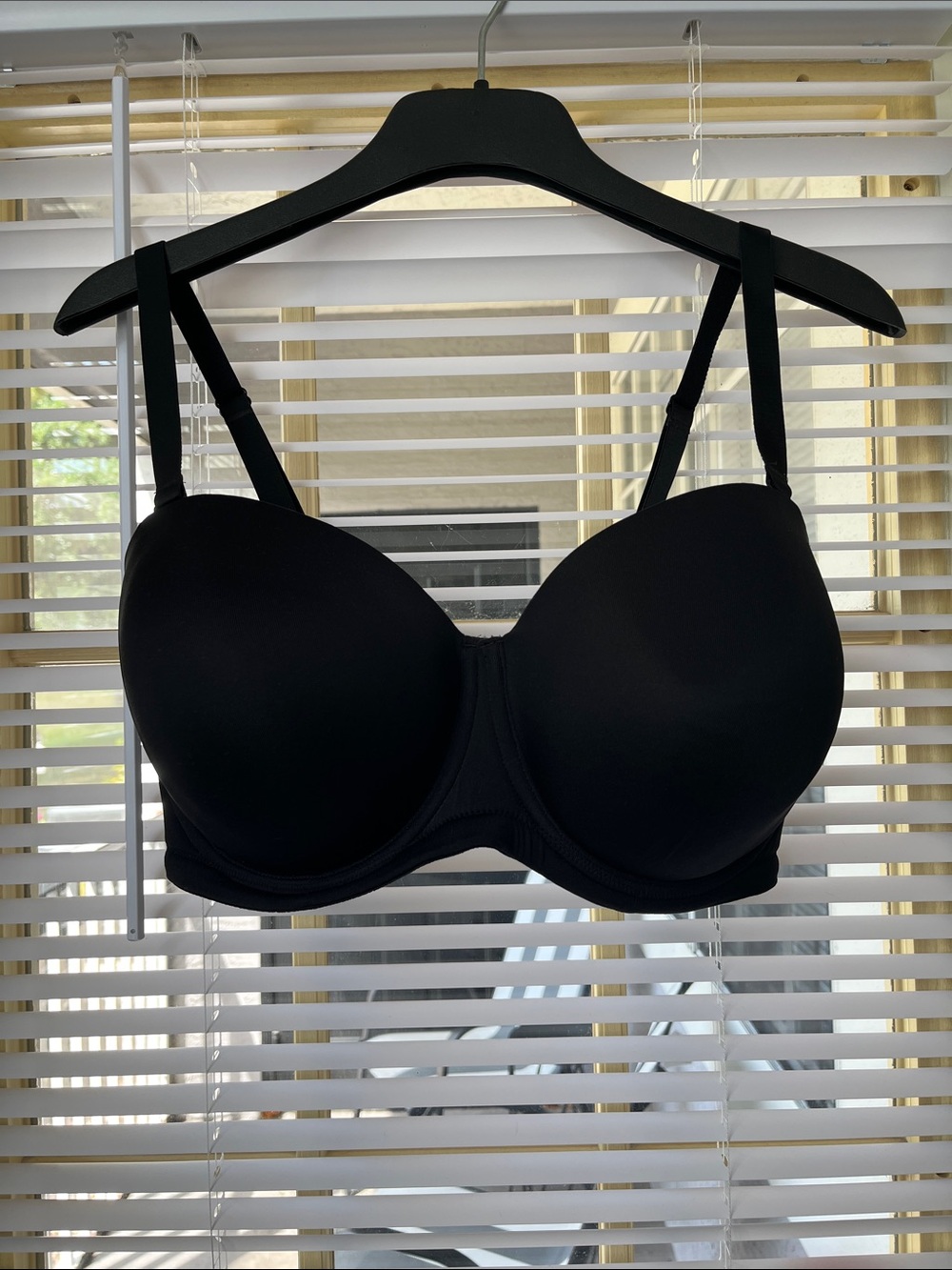 Wacoal Smooth Black T-Shirt Bra with Underwire, Convertible